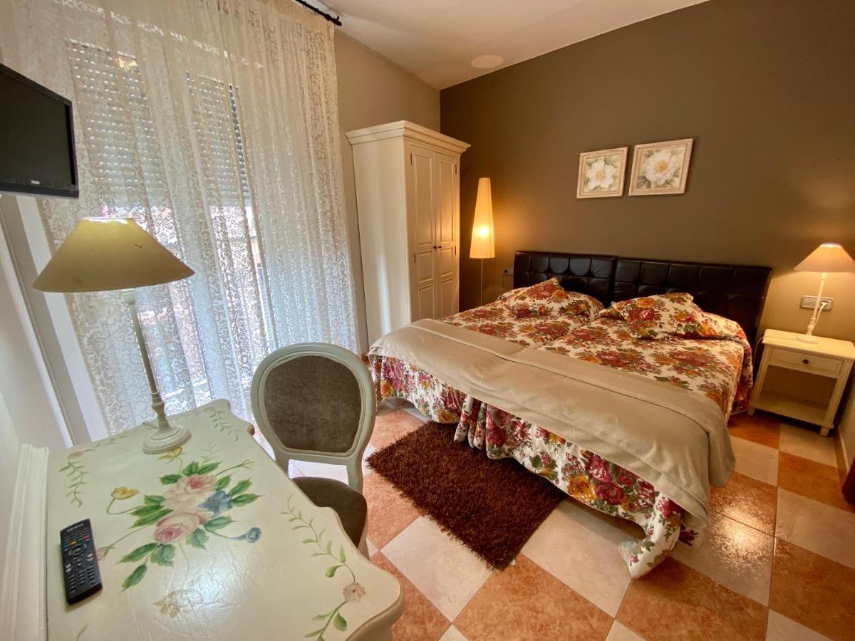 Hostal Bonavista سيرفيرا المظهر الخارجي الصورة